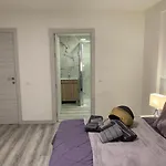 Mirrooms Apartment *