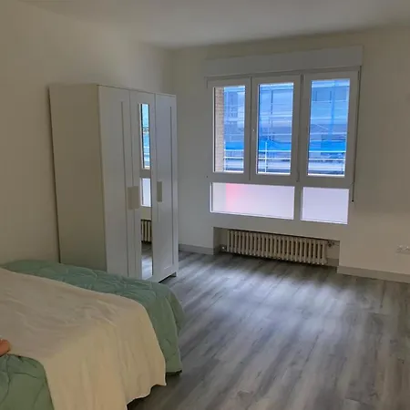 Mirrooms Apartment Oviedo