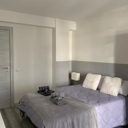 Mirrooms דירה *