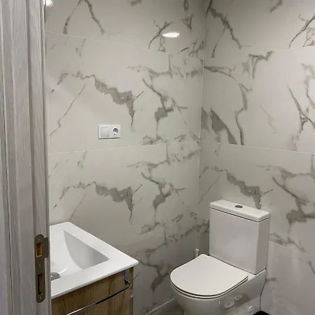 Apartment Mirrooms