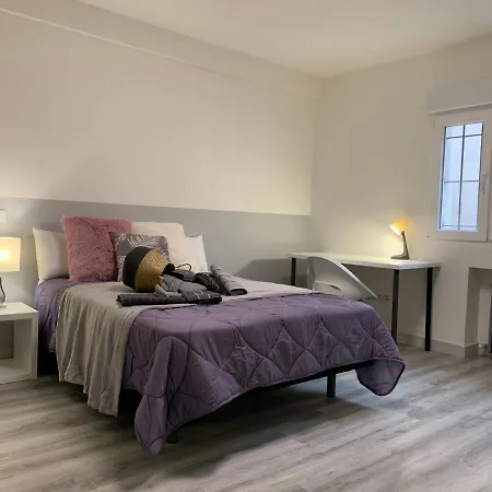 Apartment Mirrooms
