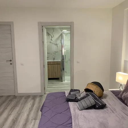 Mirrooms Apartamento *